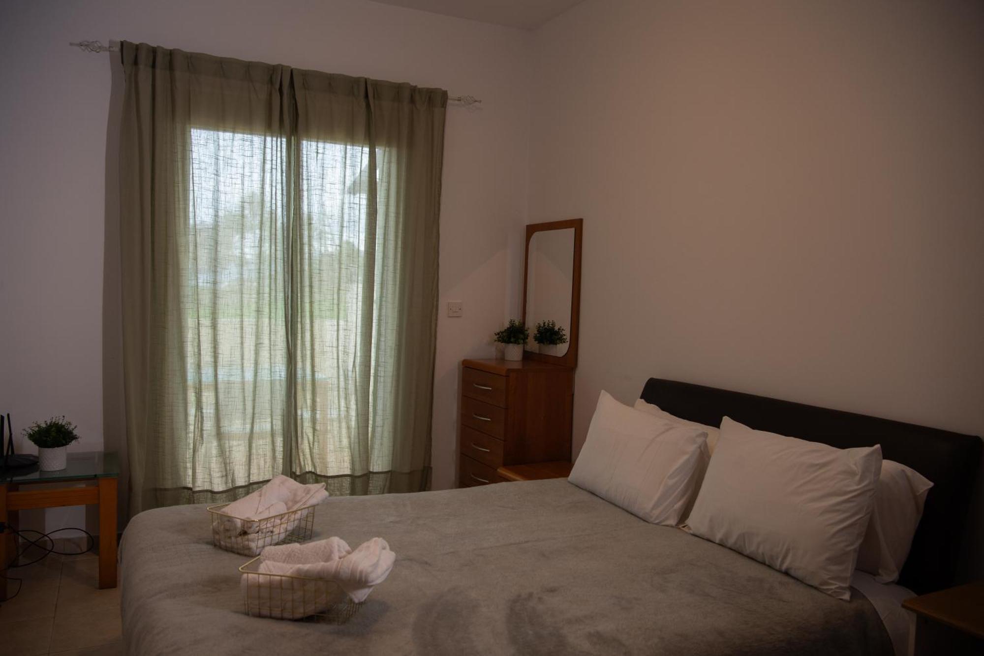 Path Latchi Beachfront Apartments Lachi Exterior foto