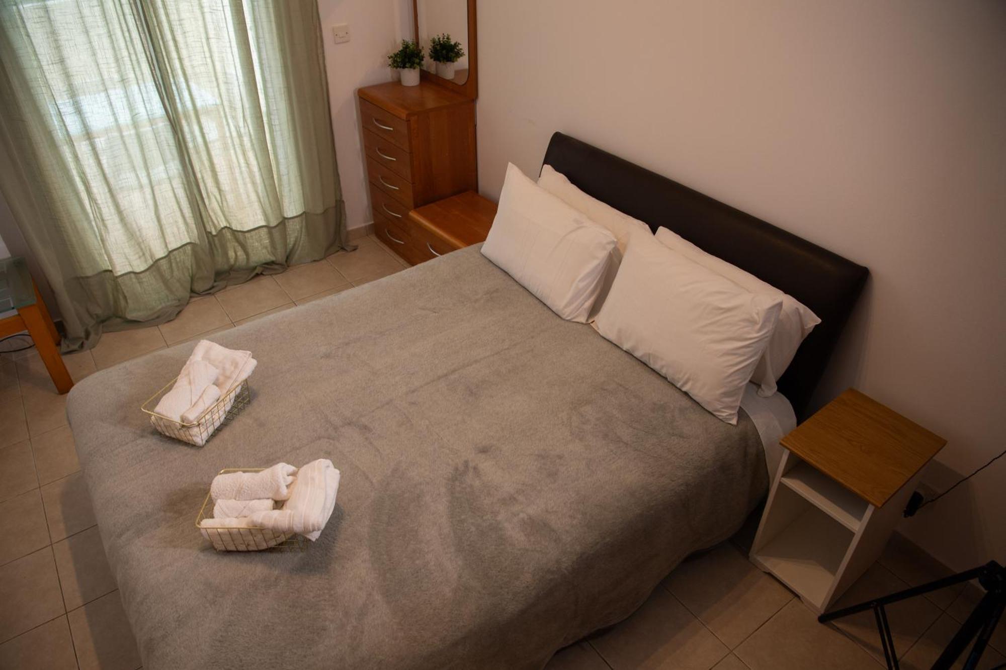 Path Latchi Beachfront Apartments Lachi Exterior foto