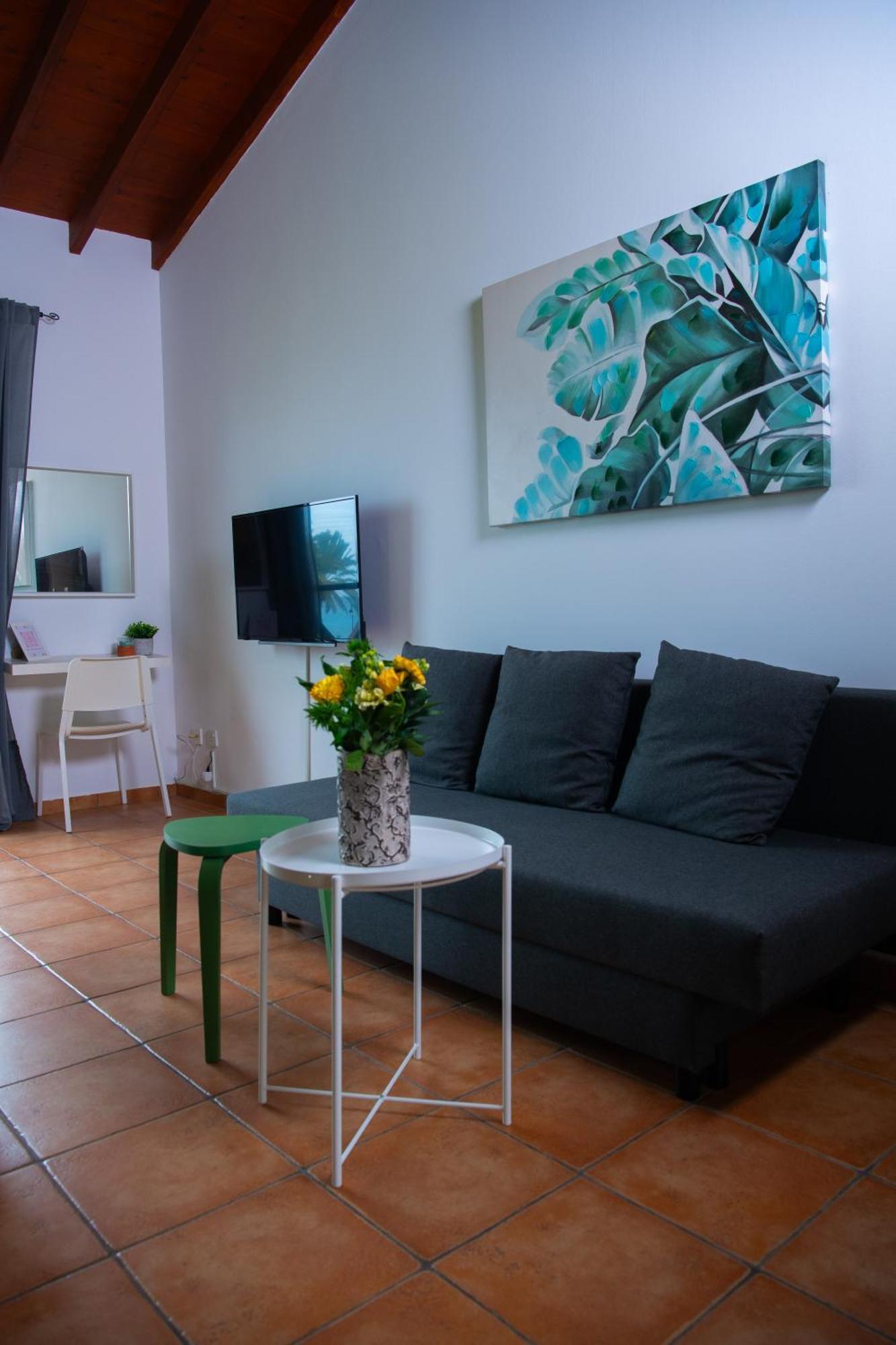 Path Latchi Beachfront Apartments Lachi Exterior foto